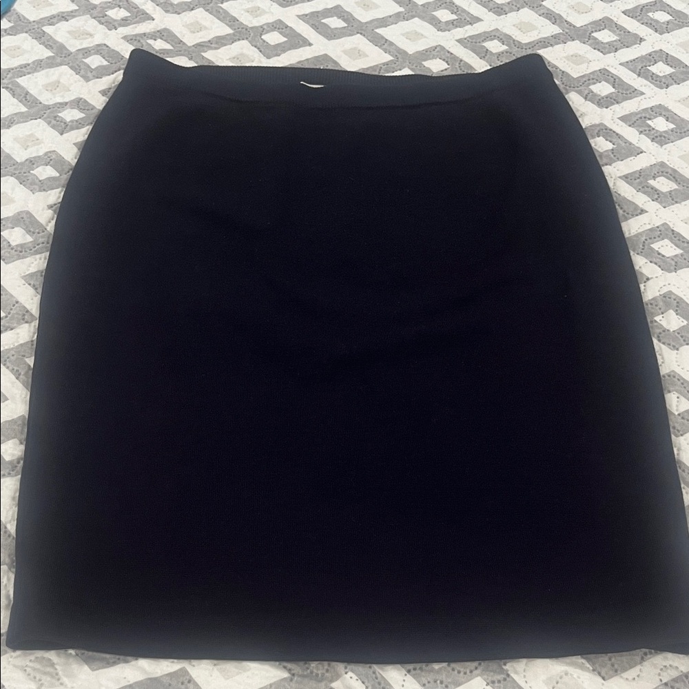 Classic Black Women's Skirt - Minimal Pencil Style